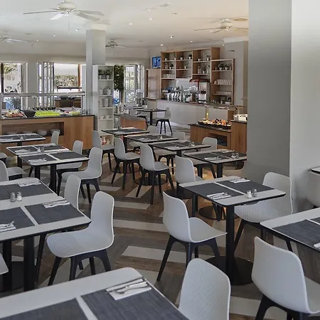 Coral Compostela Golf * 플라야데라스아메리카스